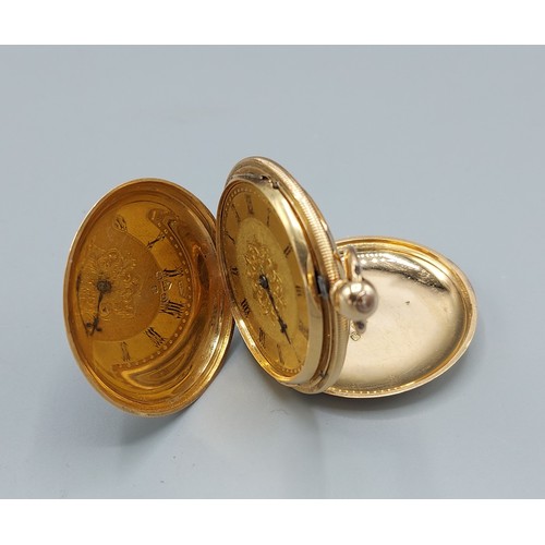 72 - An 18ct gold full hunter pocket watch, the engraved dial with Roman numerals, 72.3 grams all inclusi... 