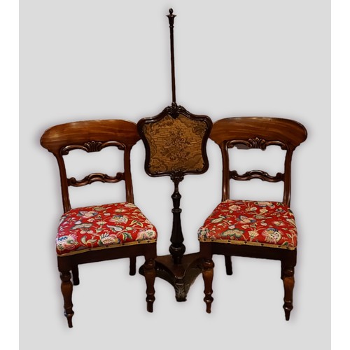 355 - A pair of William IV mahogany dining chairs together with a polescreen