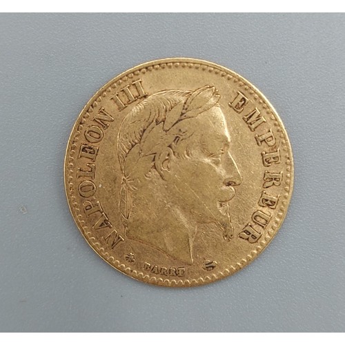 137 - A Napolean III gold Ten Franc coin dated 1862, 3 grams