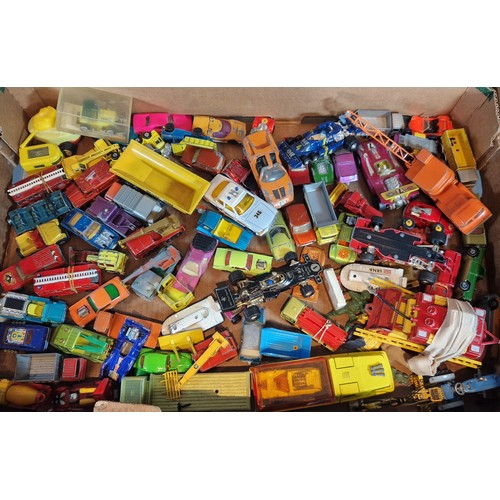 289 - A collection of Matchbox diecast model cars, together with other similar model cars