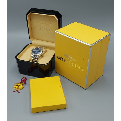 135 - A Breitling Colt Chronometre automatic in stainless steel complete with boxes and paperwork