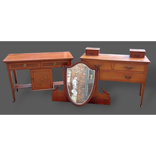 393 - A 19th Century mahogany chest of two short and two long drawers raised upon low cabriole legs, 113cm... 