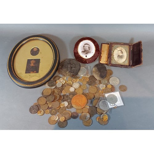 3001 - A bronze medallion commemorating Edward VII coronation together with a coin collection and three min... 