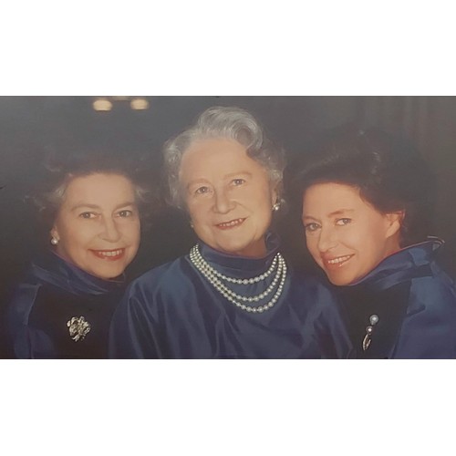 86 - Norman Parkinson, coloured photograph, commemorating the 80th birthday of Her Majesty Queen Elizabet... 