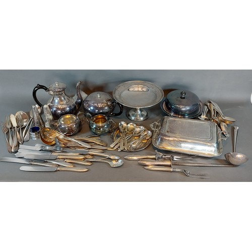 96 - A silver plated canteen of cutlery by Elkington within oak and walnut case together with a collectio... 