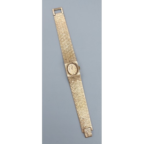 75 - A 9ct gold cased ladies wristwatch by Accurist with 9ct gold bracelet, 34.2gms excluding movement