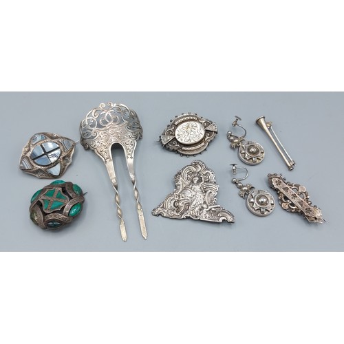 109 - Two Scottish stone set brooches together with a small collection of jewellery to include brooches an... 