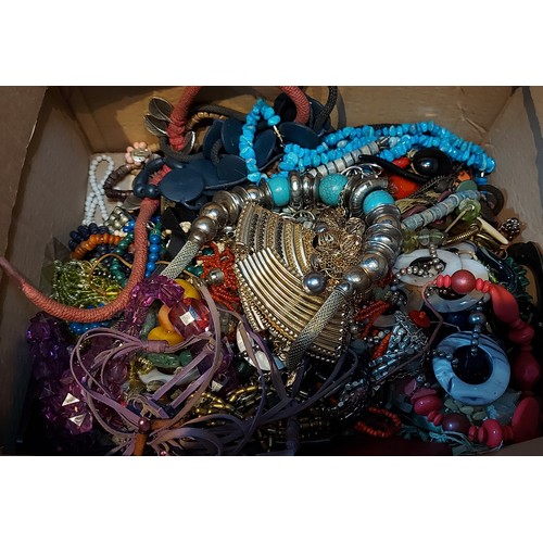 114 - A large collection of jewellery to include bead necklaces, pendants and other jewellery