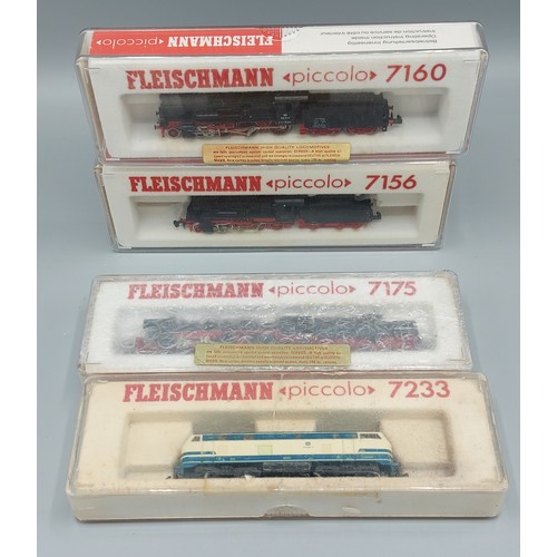 257 - A Fleischmann locomotive, Piccolo, number 7156 together with another, 7160, another 7175 and another... 