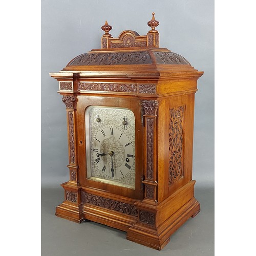 211 - A late Victorian mantle clock, the silvered dial inscribed Dent, Royal Exchange, Cornhill London, wi... 