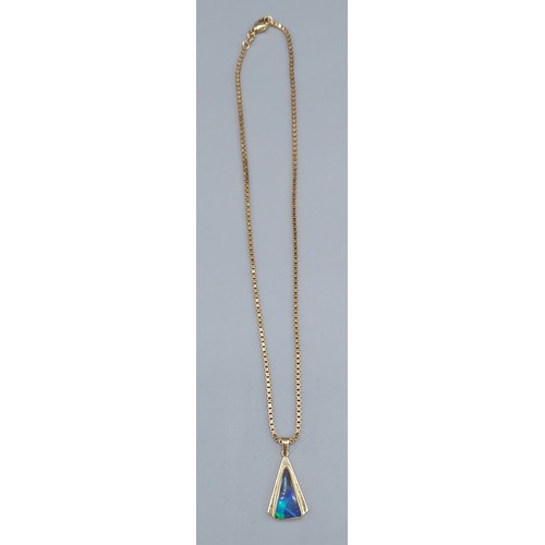 91 - An 18ct gold Opal set pendant with 18ct gold chain, 15.3gms inclusive