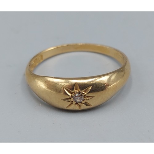 119 - An 18ct gold solitaire Diamond ring, 3.5gms, ring size M