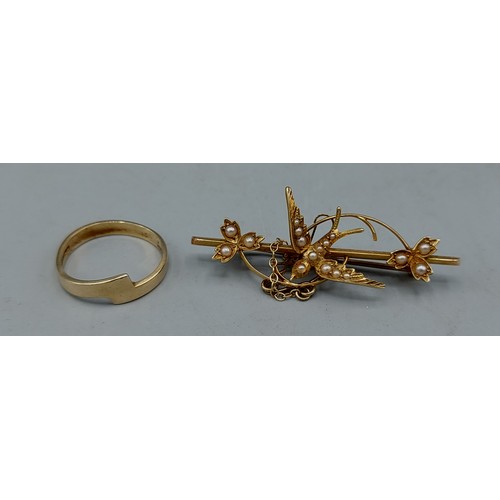 131 - A 15ct gold bar brooch set with seed Pearls together with 3.8gms together with a 14ct gold ring, 2gm... 