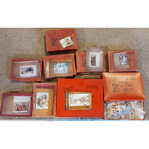 291 - A Raphael Tuck and Sons Zag-Zaw puzzle David Copperfield Arrives In London together with eight other... 