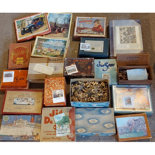 390 - A collection of Jigsaw puzzles to include Victory and Chad Valley