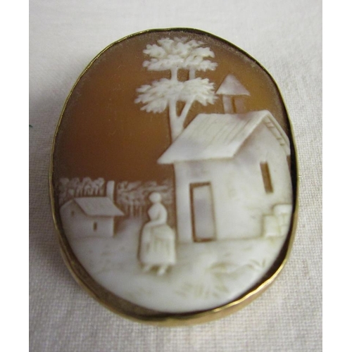 78 - Antique gold mounted cameo brooch