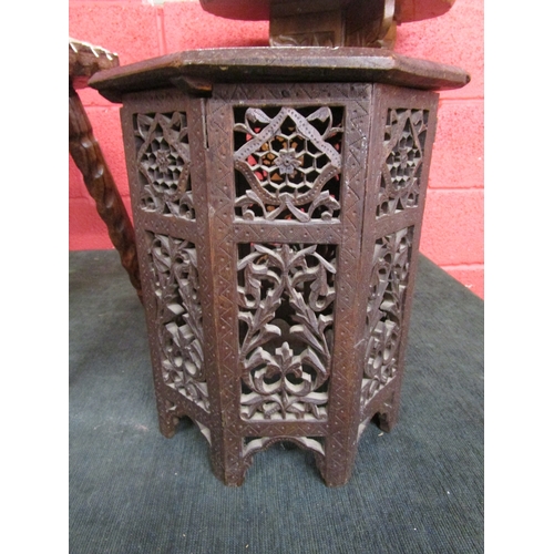 210 - Small carved Indian table - H: 36cm