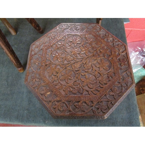 210 - Small carved Indian table - H: 36cm