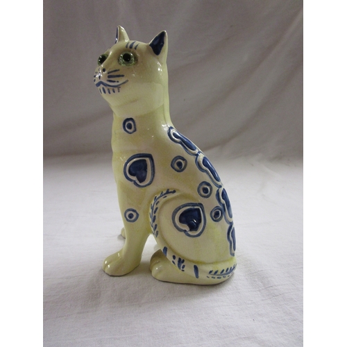 123 - Pair of ceramic cats - H: 15.5cm