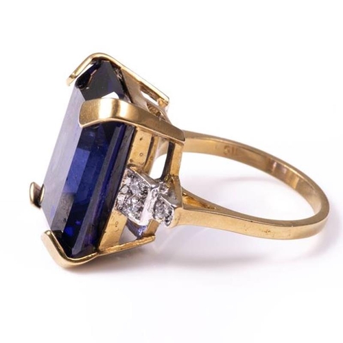 21 - 18ct silver-gilt synthetic sapphire & paste Art Deco style ring