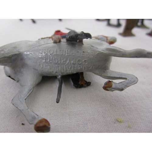 158 - Large collection of soldier figures