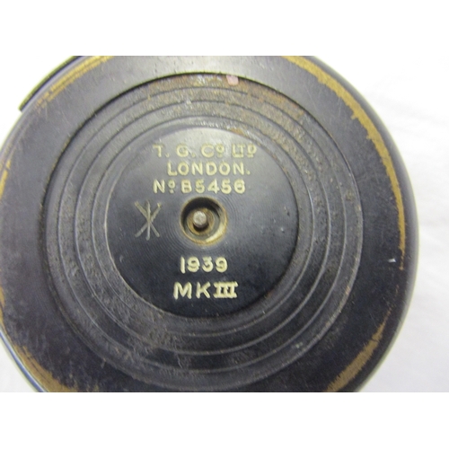 147 - WWII compass