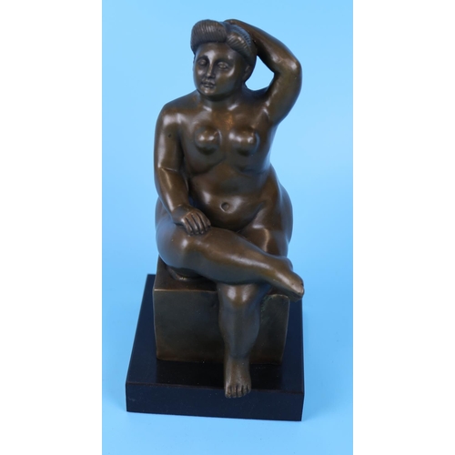 183 - Rubenesque bronze of lady on marble base - Approx H: 26cm