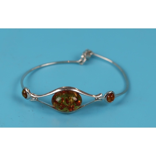 28 - Silver amber bangle