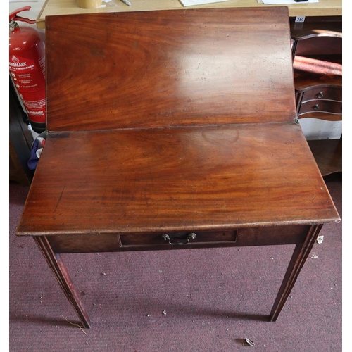 330 - Mahogany tea table with drawer