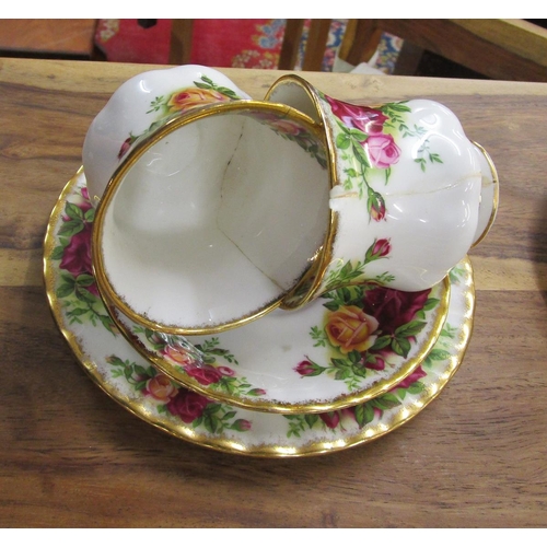 446 - Royal Albert Old Country Roses to include miniatures some A/F