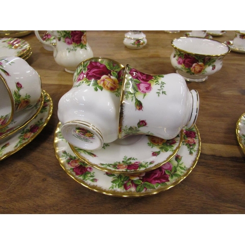 446 - Royal Albert Old Country Roses to include miniatures some A/F