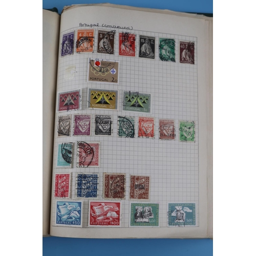 88 - Collection of stamp albums - All World