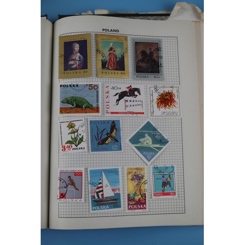 88 - Collection of stamp albums - All World