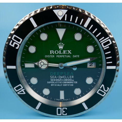 107 - Good quality reproduction Rolex advertising clock with sweeping second hand - Sea Dweller