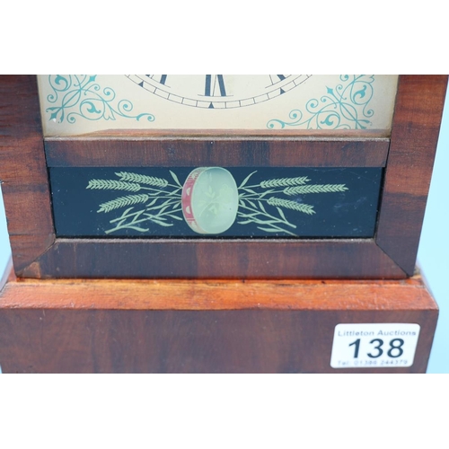 138 - Restored American shelf clock