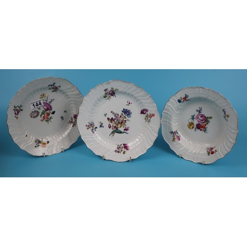 144 - 3 Continental floral decorated plates - 2 blue crossing swords - Possibly Meissen