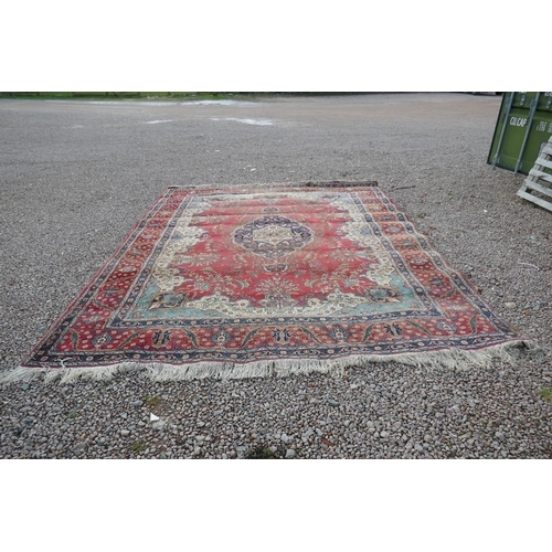 496 - Large Eastern patterned rug - Approx 303cm x 380cm