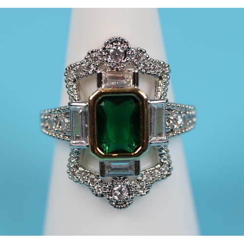 70 - Art Deco style costume ring