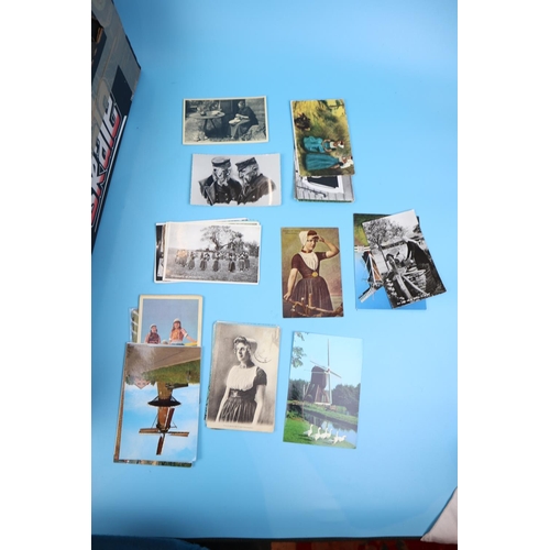 90 - Collection of postcards