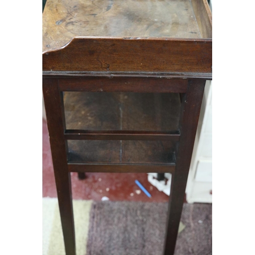 207 - Antique mahogany galleried washstand