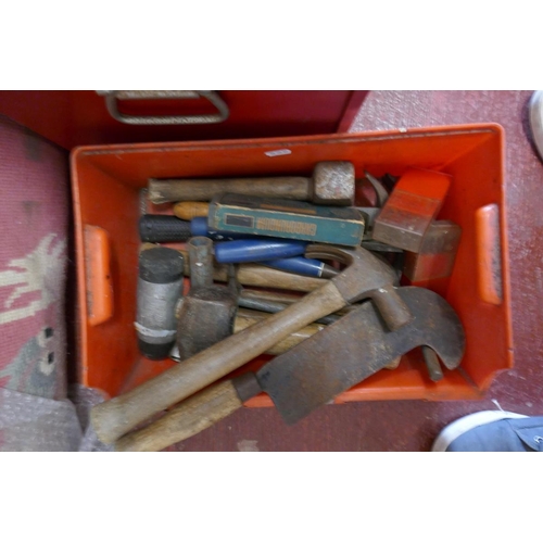 312 - Large collection of tools etc