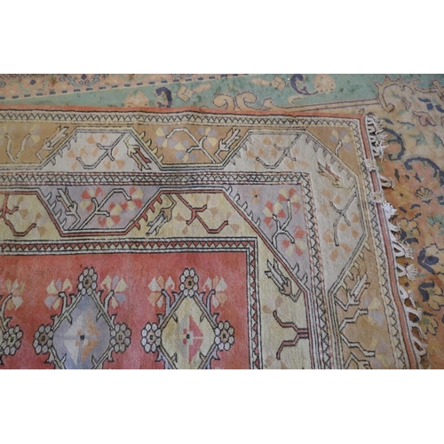 495 - Turkish rug - Approx 175cm x 267cm