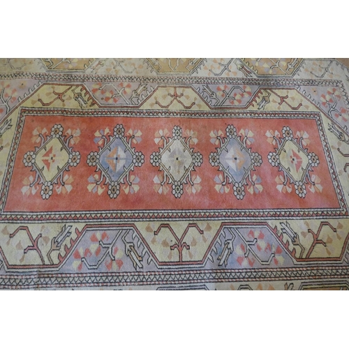 495 - Turkish rug - Approx 175cm x 267cm