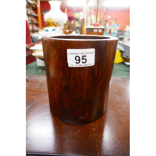 95 - Early rosewood brush pot - Approx H: 16cm