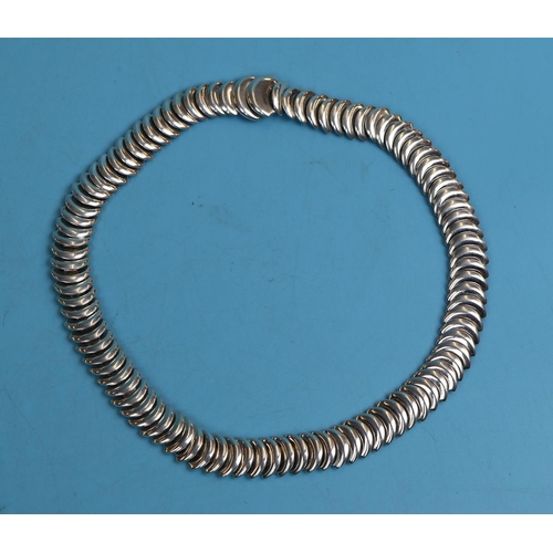 45 - Heavy designer silver neck collar