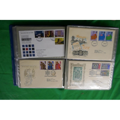 89 - 4 albums of First Day covers