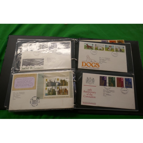 89 - 4 albums of First Day covers