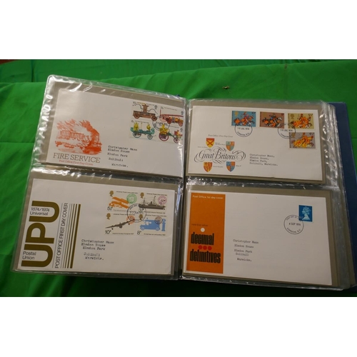 89 - 4 albums of First Day covers