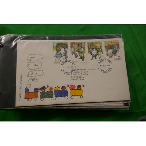 89 - 4 albums of First Day covers
