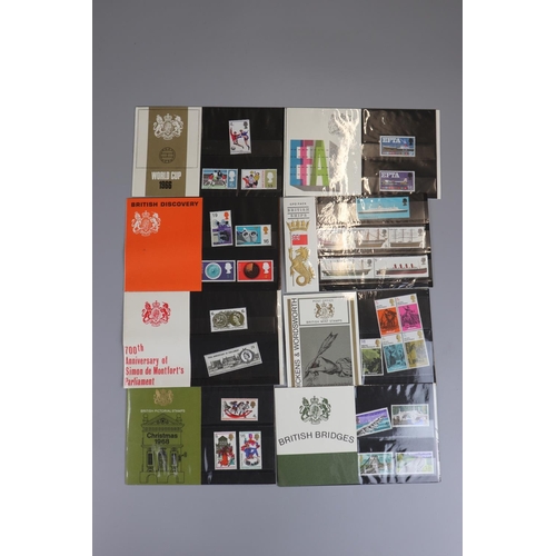 112 - Stamps - 38 early QEII presentation packs with catalogue value of £480+